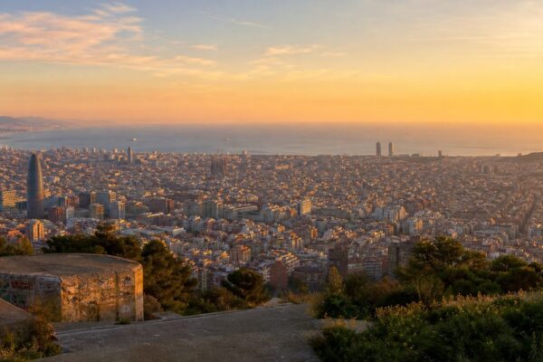 Verborgen parels in Barcelona: minder bekende plekken voor de echte ontdekker