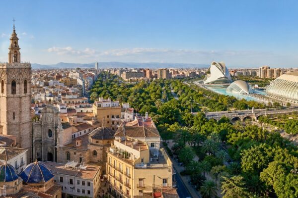 Wat te doen in Valencia: praktische gids voor een stedentrip tussen oude stad en futuristische architectuur